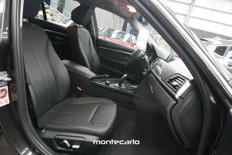 BMW Serie 3 2020 20 320ia AT