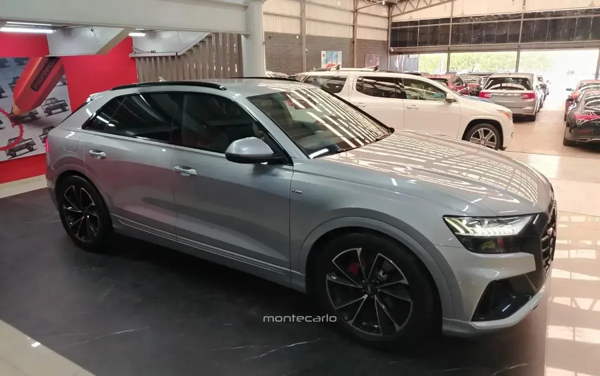 Audi Q8 30 V6 Elite Mild Hybrid 5 Pasajeros DSG AT 2022
