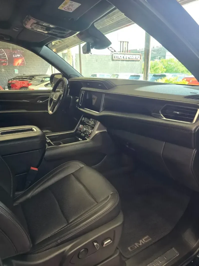 GMC Yukon 2023 62 Denali Xl AT