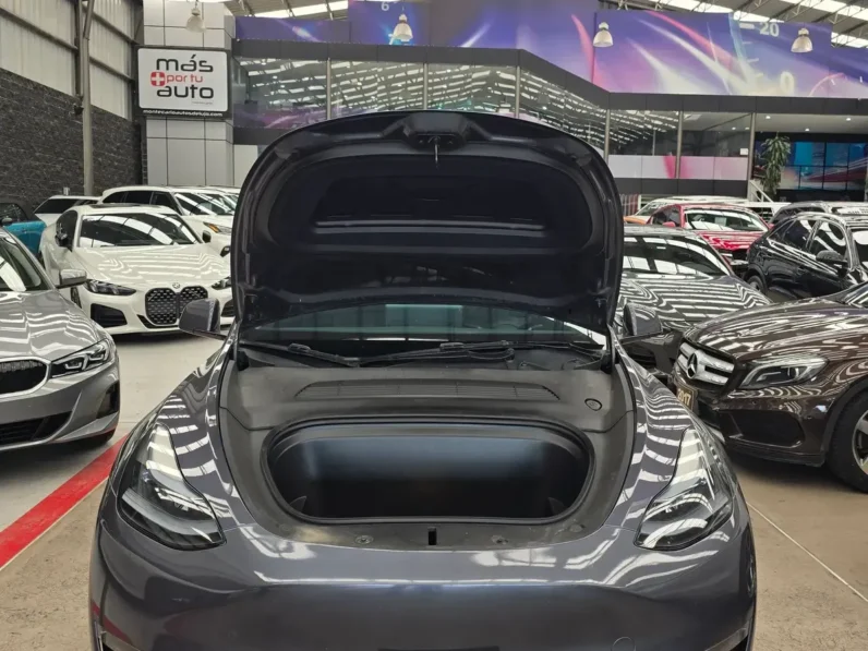 Tesla Model Y 2023 Long Range Battery All Wheel Drive