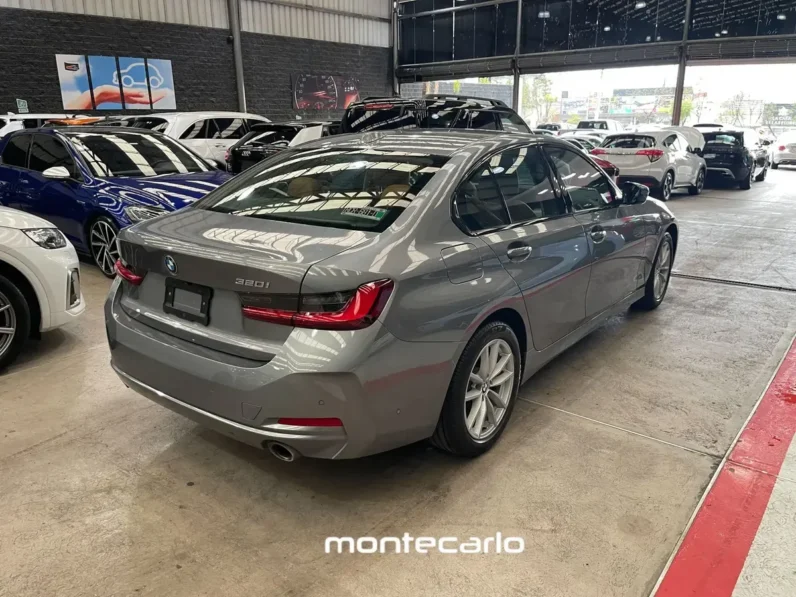 BMW Serie 3 2024 20 320i AT