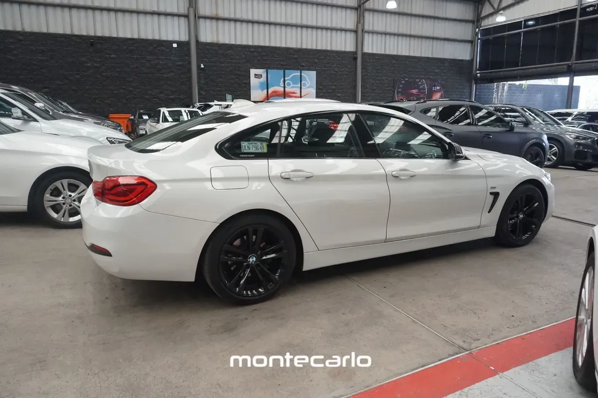 BMW Serie 4 2018 20 420ia Coupe Sport Line AT
