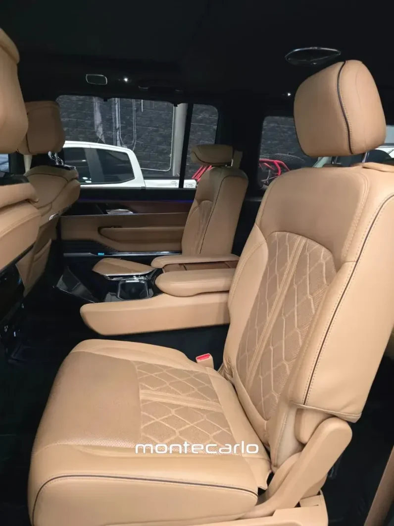 Jeep Grand Wagoneer 2022 64 V8 Base 4×4 5p AT