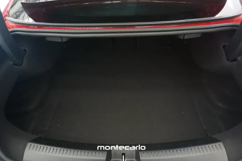 Mercedes Benz Clase Cla 13 200 MHEV AT 2025