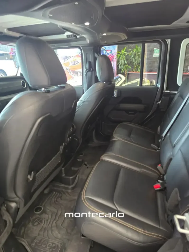 Jeep Wrangler 2025 20 Unlimited Sahara MHEV AT