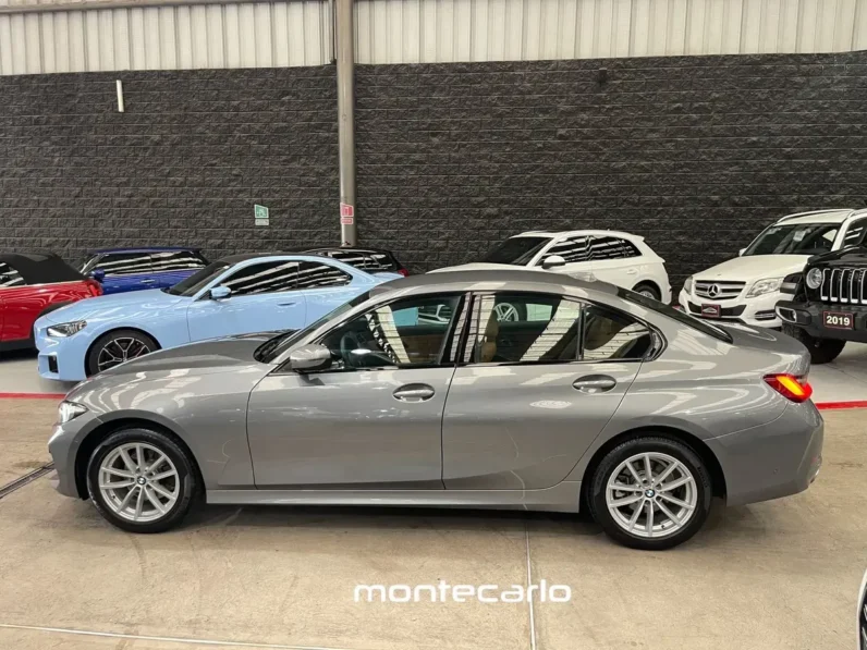 BMW Serie 3 2024 20 320i AT