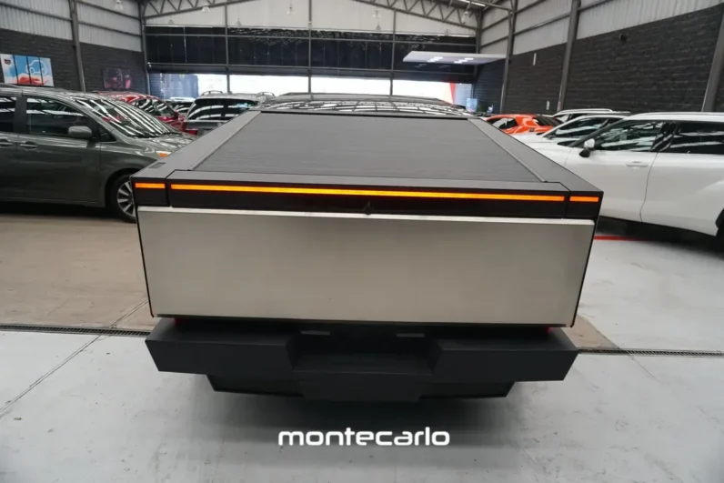 Tesla Cybertruck 2024 484 Km Cyberbeast AT