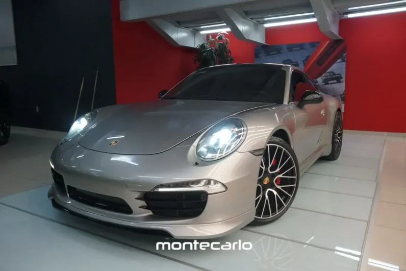 Porsche 911 Carrera 2012 SIDI Manual 6-spd