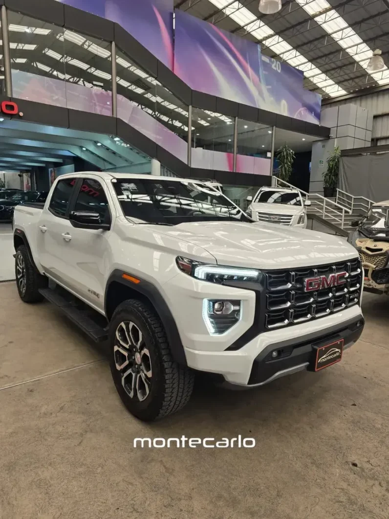 GMC Canyon 2023 At4