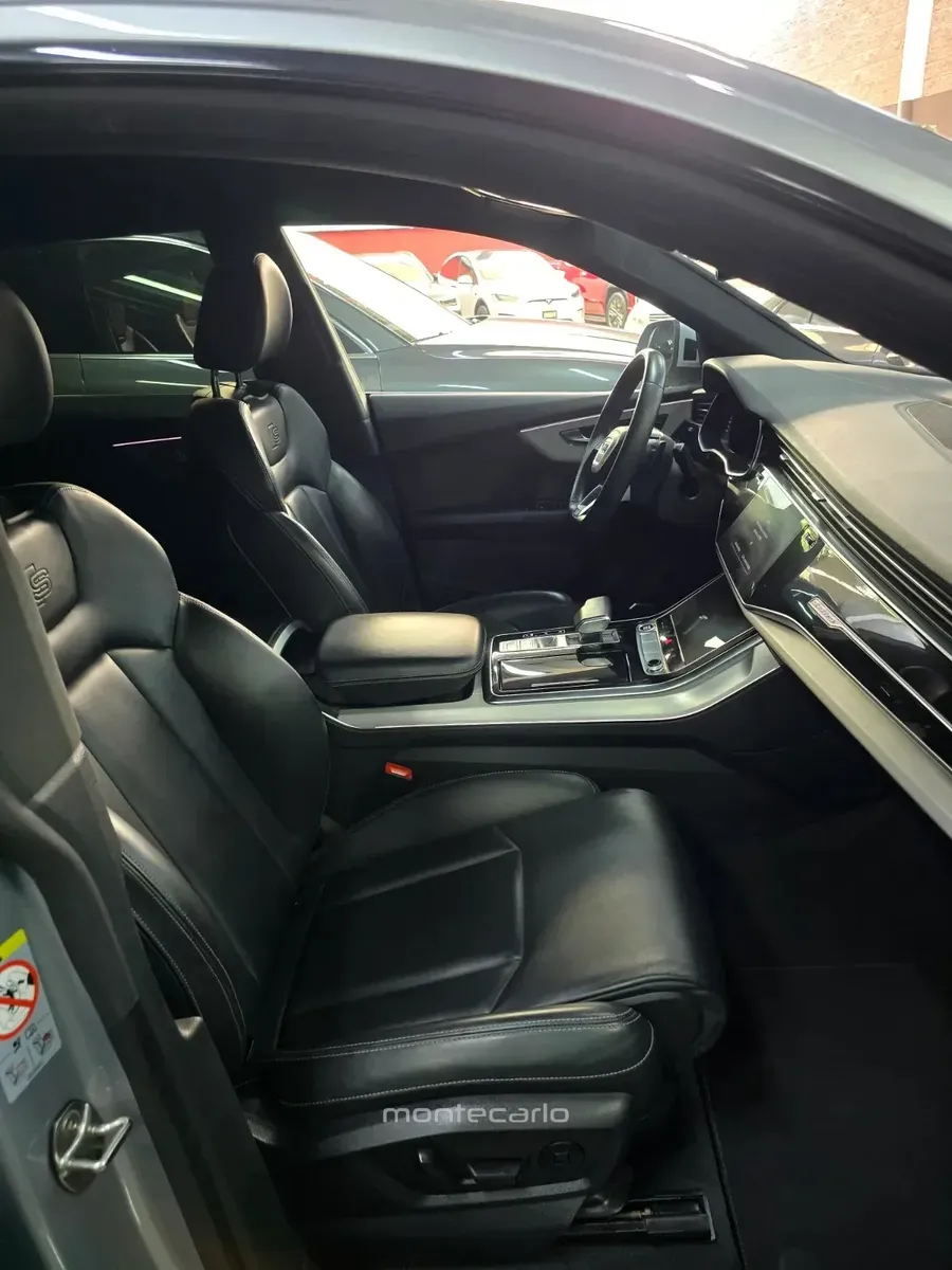 Audi Q8 30 V6 Elite Mild Hybrid 5 Pasajeros DSG AT 2022