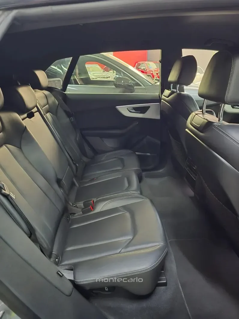 Audi Q8 30 V6 Elite Mild Hybrid 5 Pasajeros DSG AT 2022
