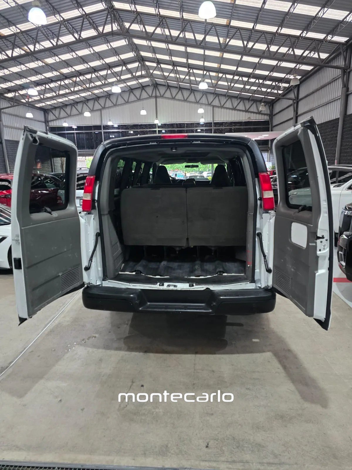 Chevrolet Express 2017