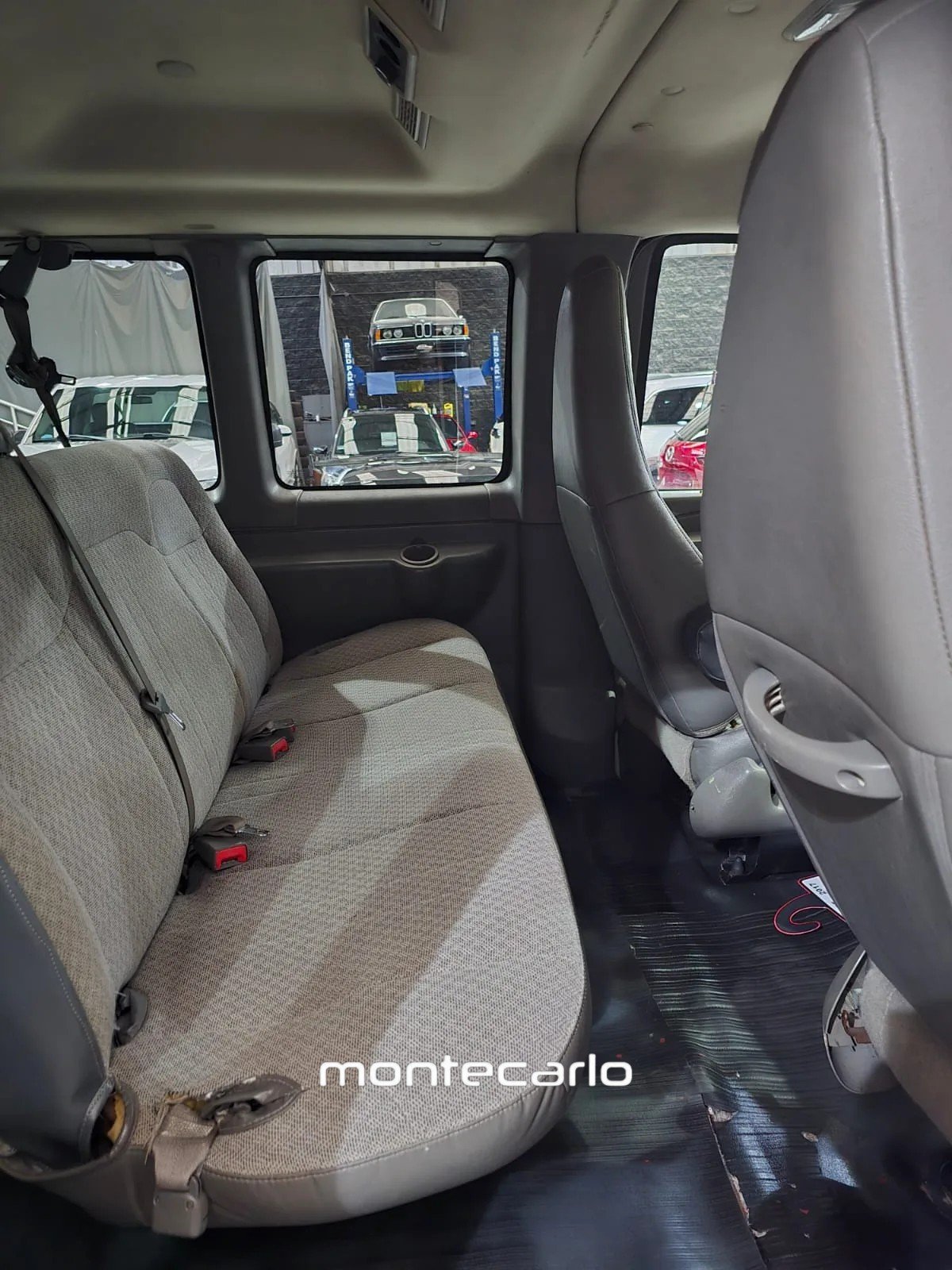 Chevrolet Express 2017