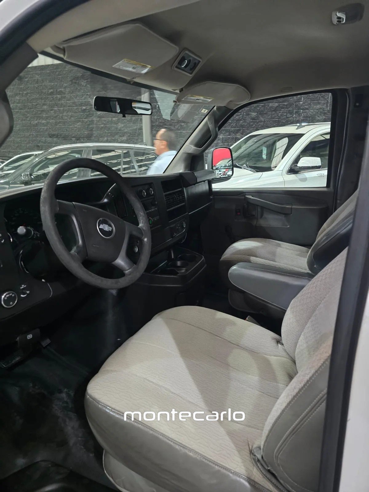 Chevrolet Express 2017