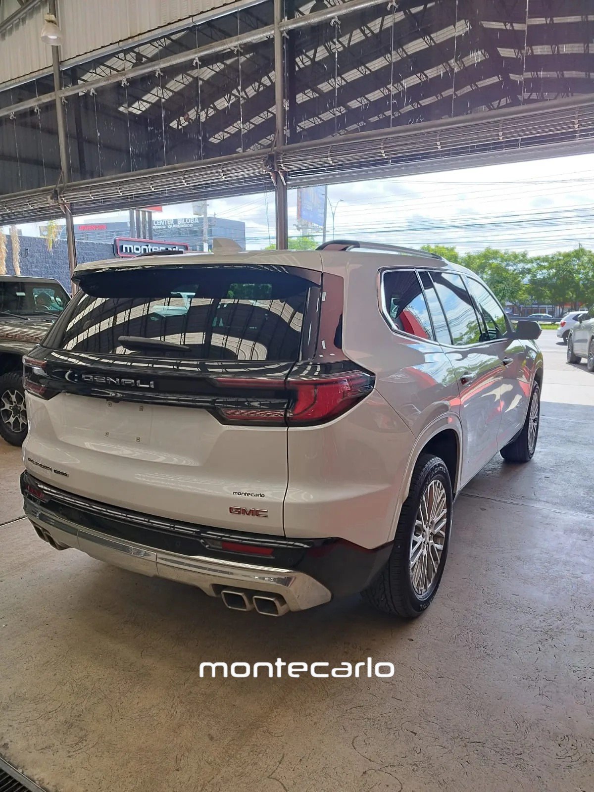 GMC Acadia 2025