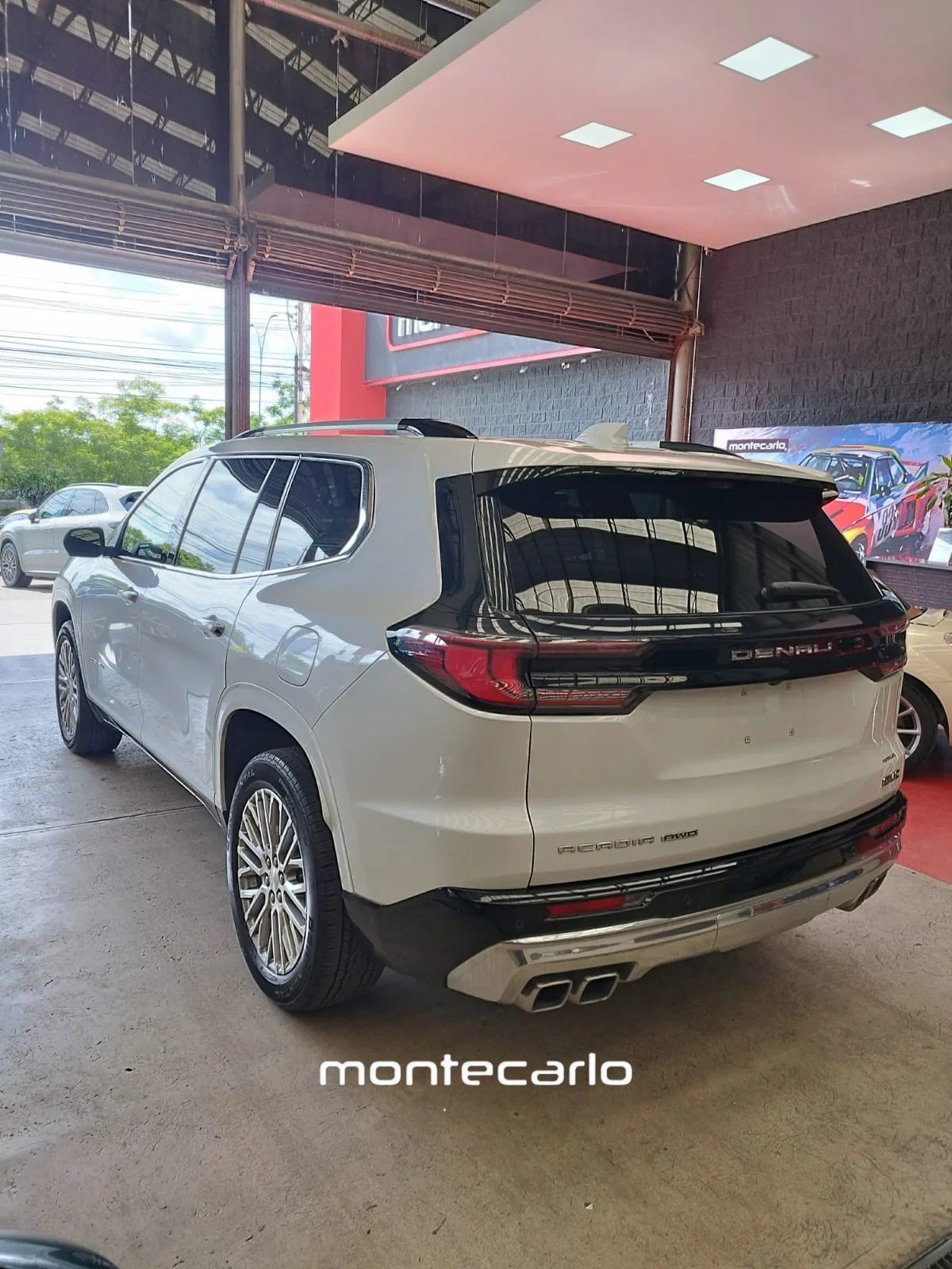 GMC Acadia 2025