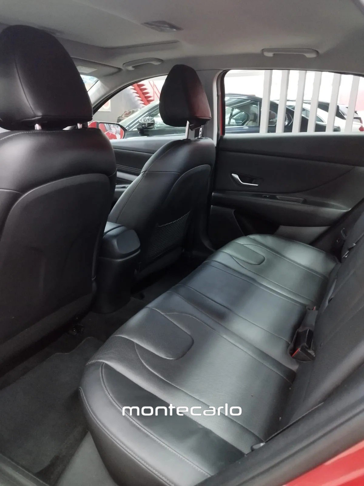 Hyundai Elantra 2022