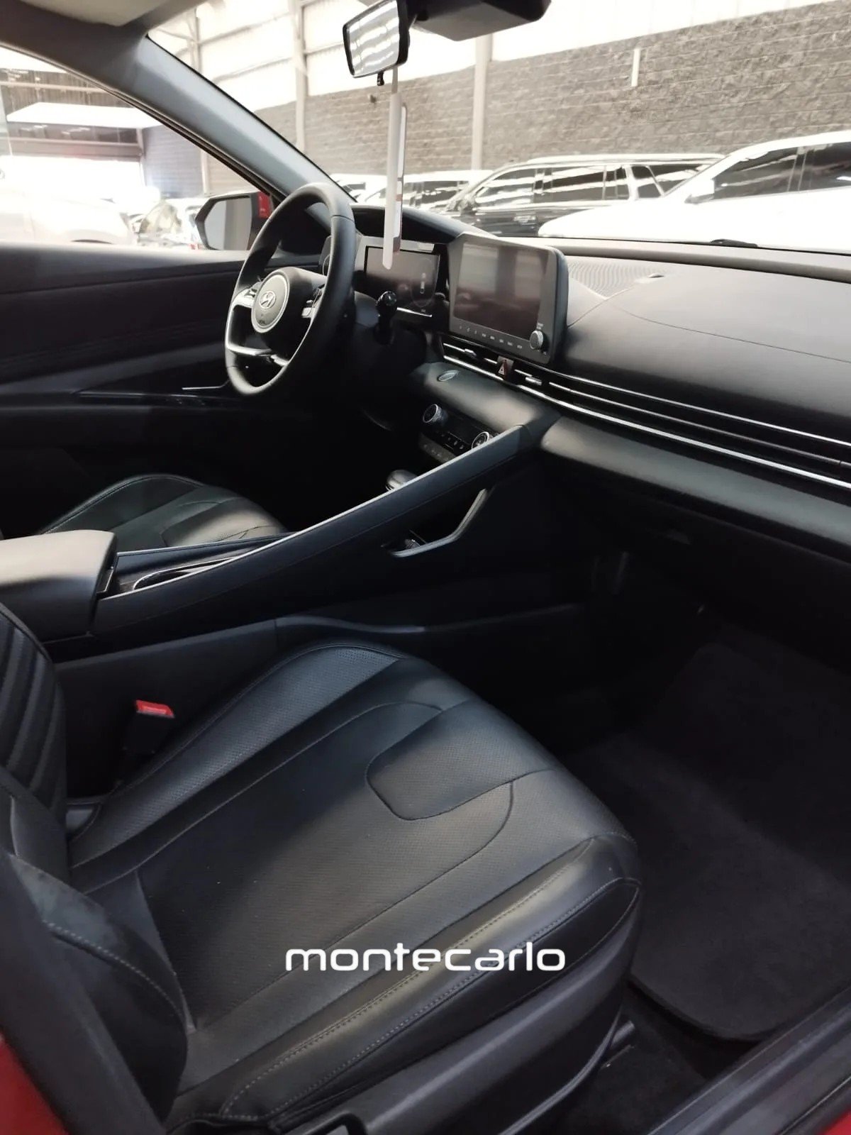 Hyundai Elantra 2022