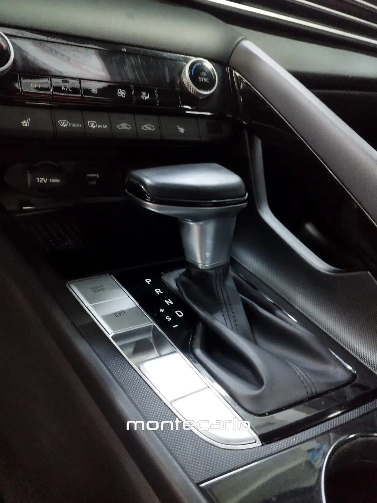 Hyundai Elantra 2022