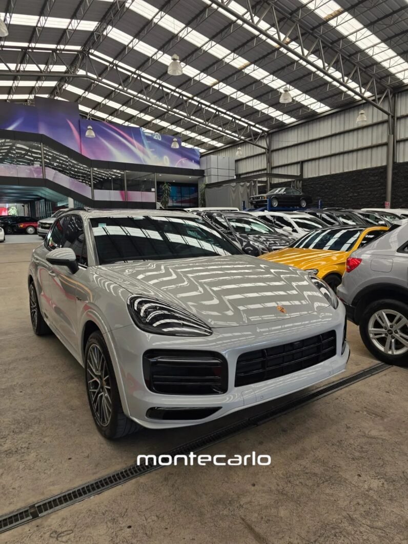 Porsche Cayenne 2022
