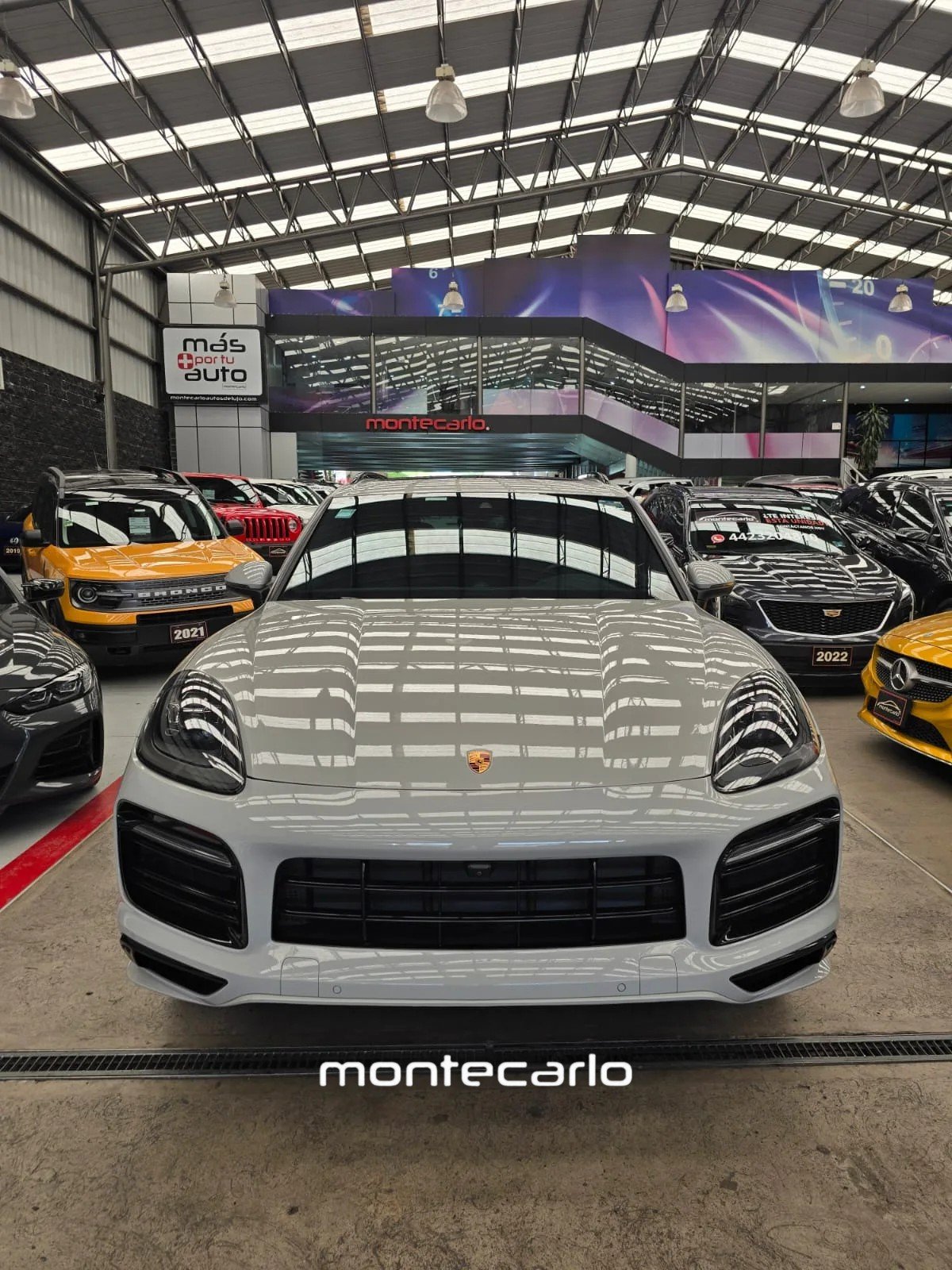 Porsche Cayenne 2022