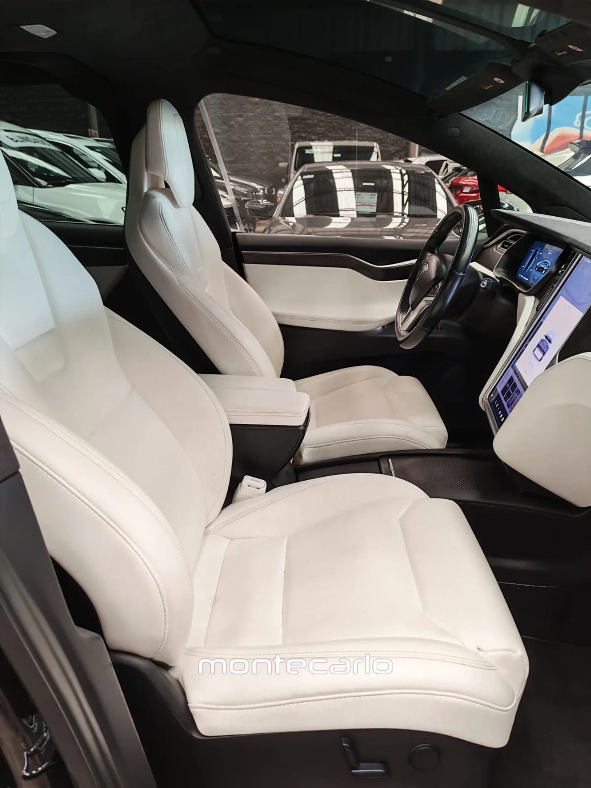 Tesla Model X 2017
