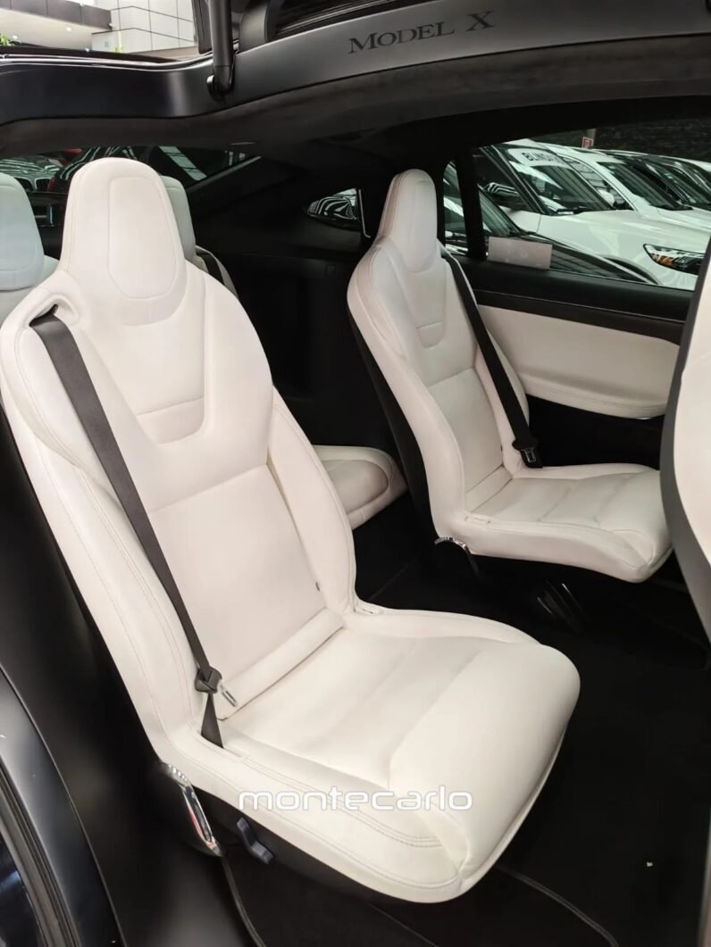 Tesla Model X 2017