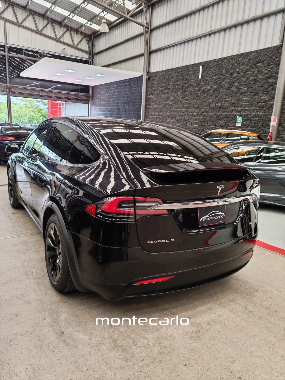 Tesla Model X 2017