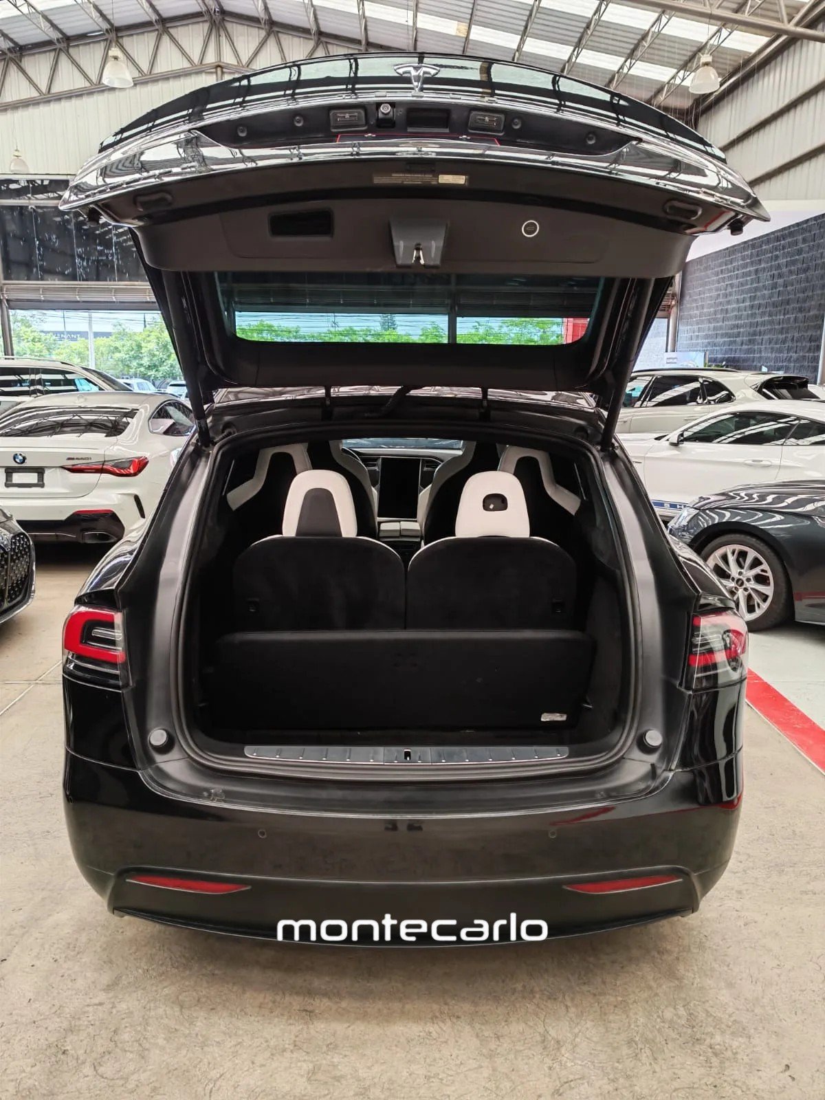 Tesla Model X 2017
