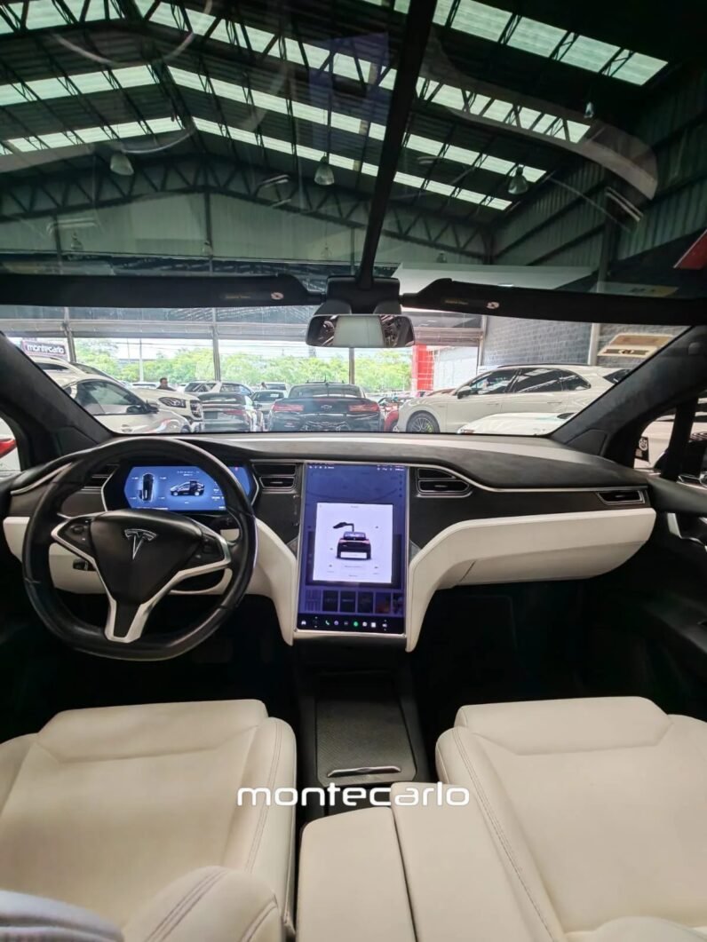 Tesla Model X 2017
