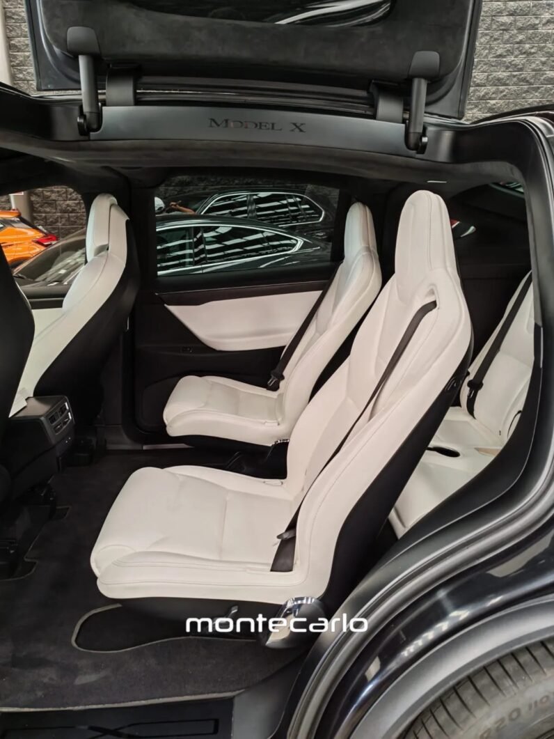 Tesla Model X 2017