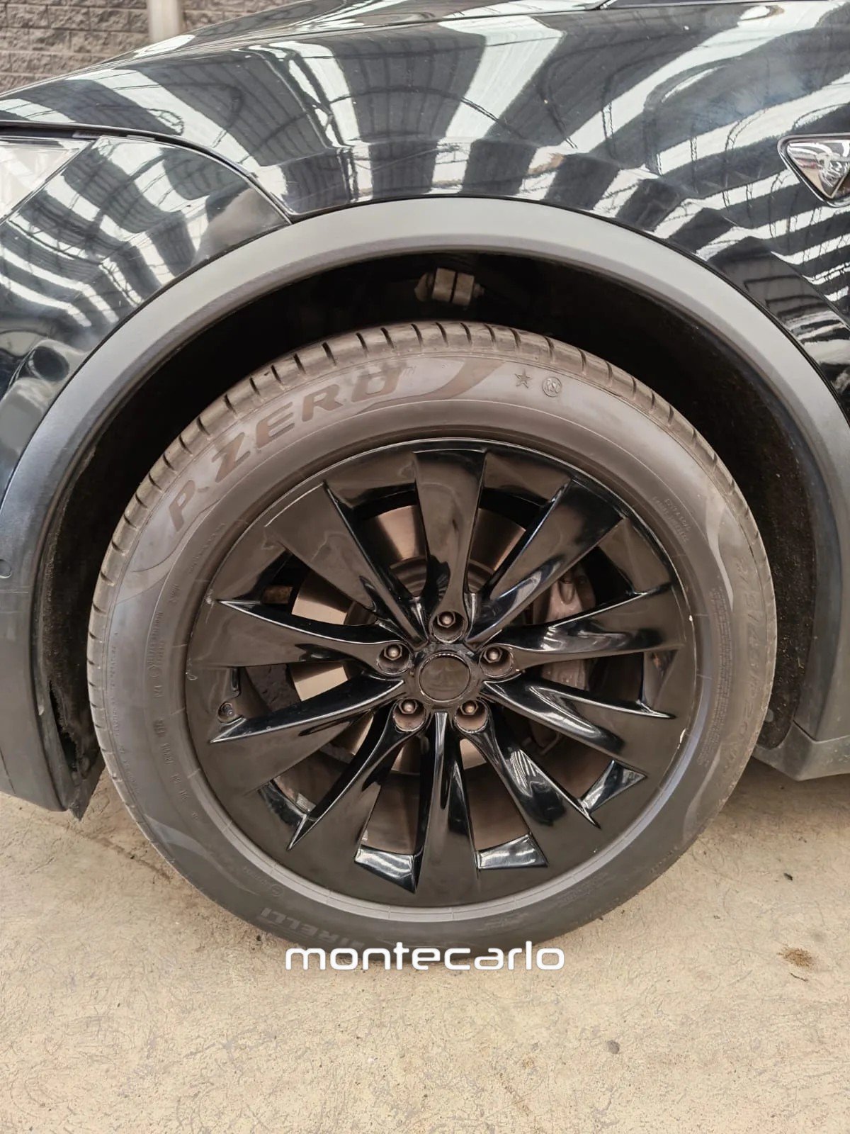 Tesla Model X 2017